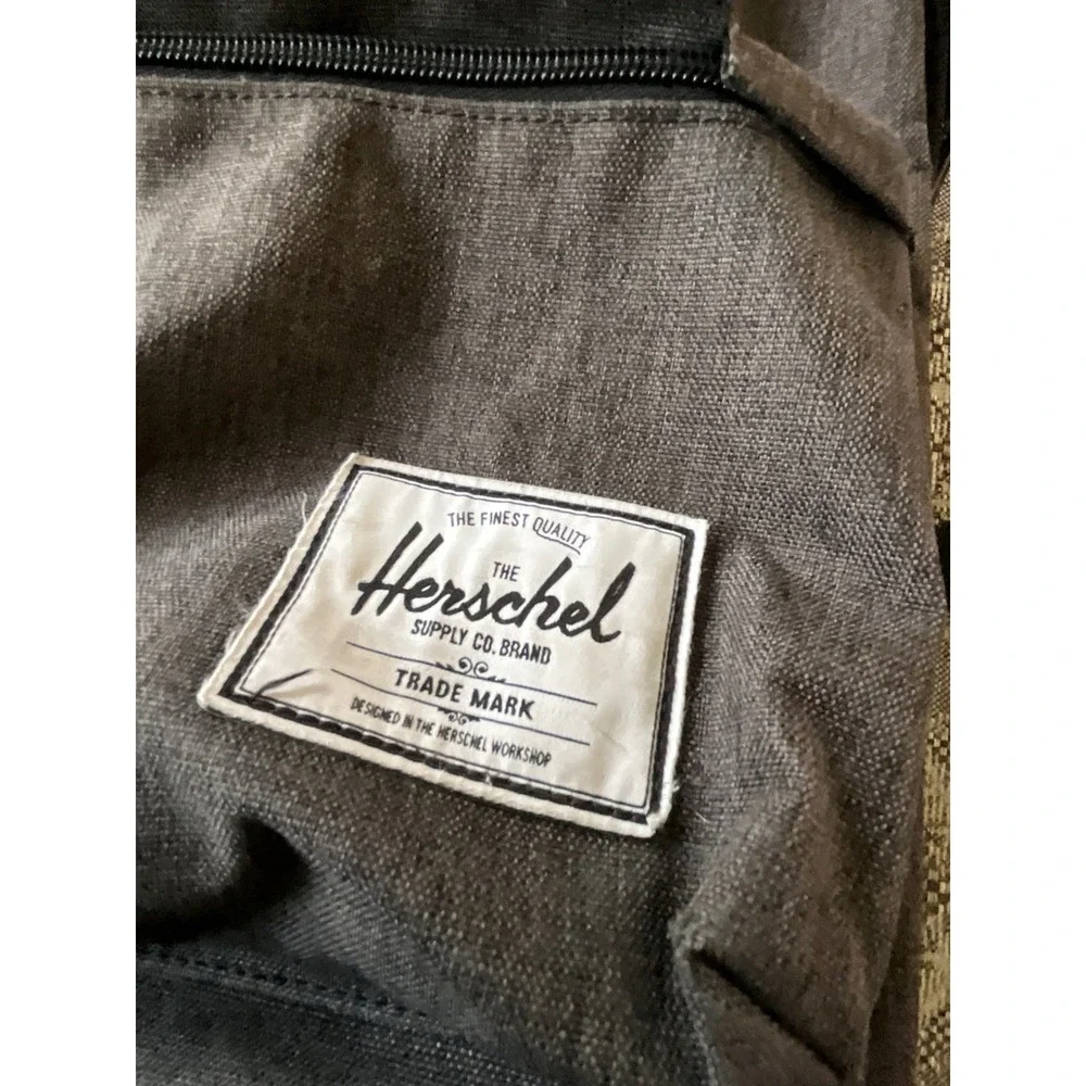 Herschel Supply Co. Gray Backpack Laptop Pocket Minor‎ Flaws 17x11x5.5